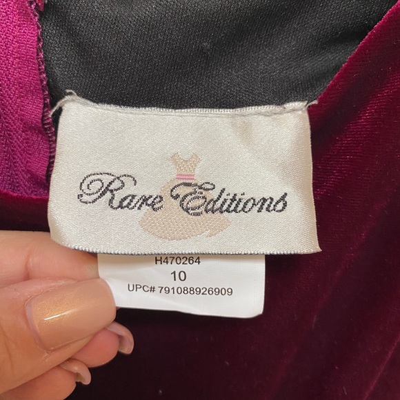 Rare Additions Purple Velvet Dress! - Picture 4 of 4